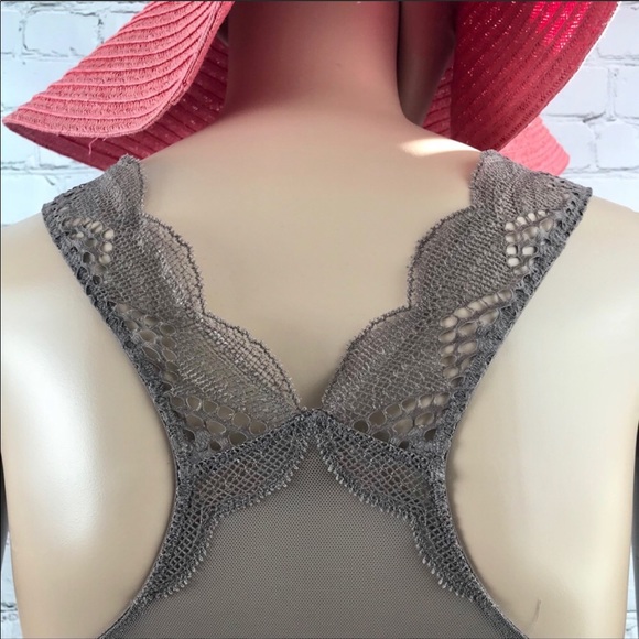 Victoria's Secret Very Sexy Lace Bralette Top - Picture 5 of 6